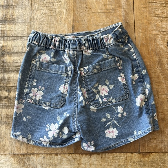OshKosh Floral Denim Wrap Shorts 4t - Picture 5 of 5